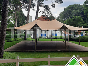 Tente flexible magnifique et spacieuse: une apparence spectaculaire et d'une durabilité incroyable.