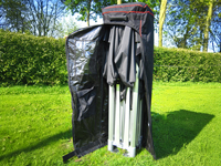 Ensuite vous pouvez seulement fermer le sac avec la tirette en un seul mouvement de haut en dessous