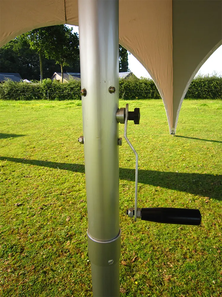 Op te spannen mast in aluminium