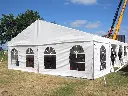 Evenemententent inclusief zijwanden met raam