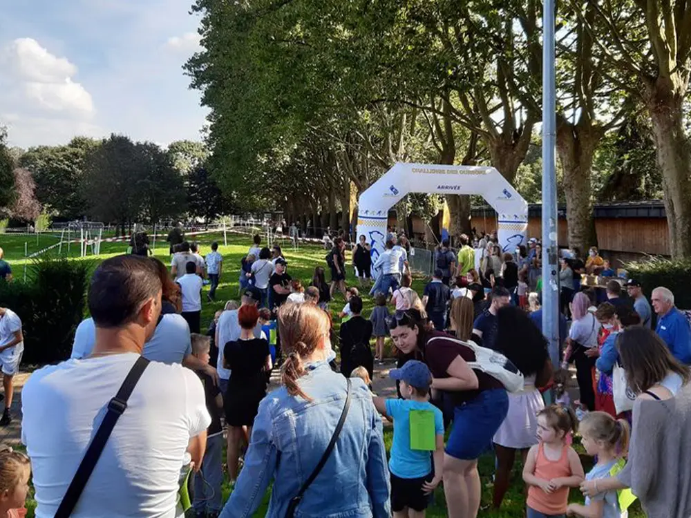 Finishboog in Saint-Ghislain