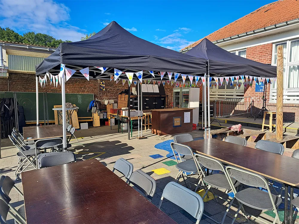 Occasion: tente pliante 3 x 3 m Solid 40 noir